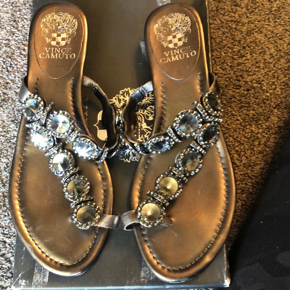 VINCE CAMUTO IMANAL STUDDED SANDAL